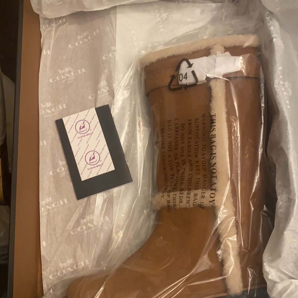 New Coach BELMONT Black Suede Women Winter Boots - Picture 2 of 5